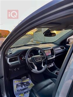 جي ام سي اكاديا